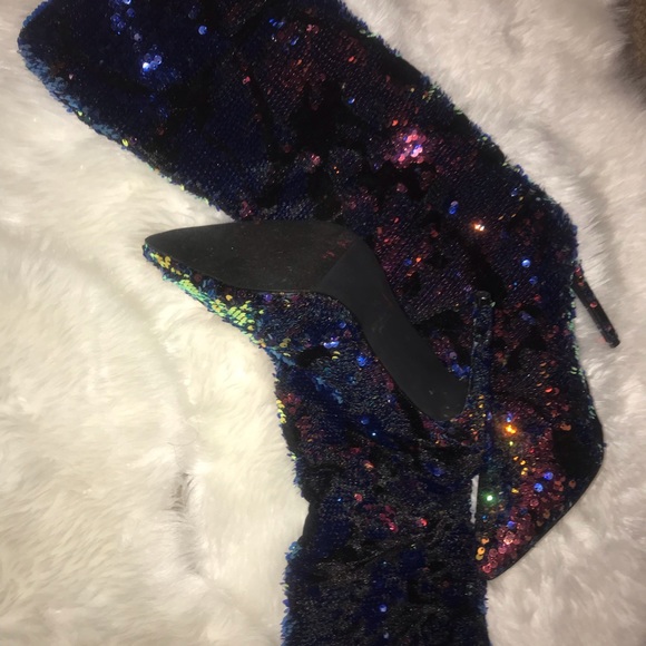 SPARKLE, - Picture 4 of 7